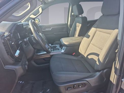 Used 2023 Chevrolet Silverado 1500 RST w/ Z71 Off-Road Package image 10