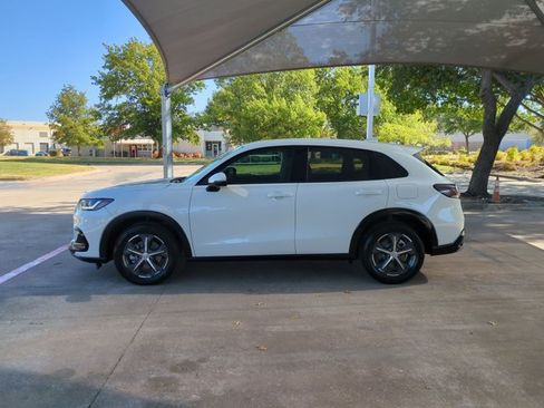 Used 2024 Honda HR-V EX-L image 8