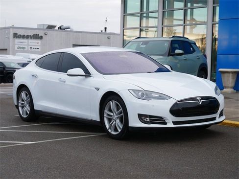 Used 2014 Tesla Model S 85 image 23