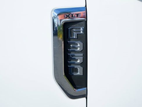 Used 2020 Ford F350 XLT w/ XLT Value Package image 47