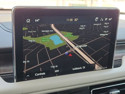 Used 2022 Lincoln Aviator Reserve w/ Equipment Group 201A image 8