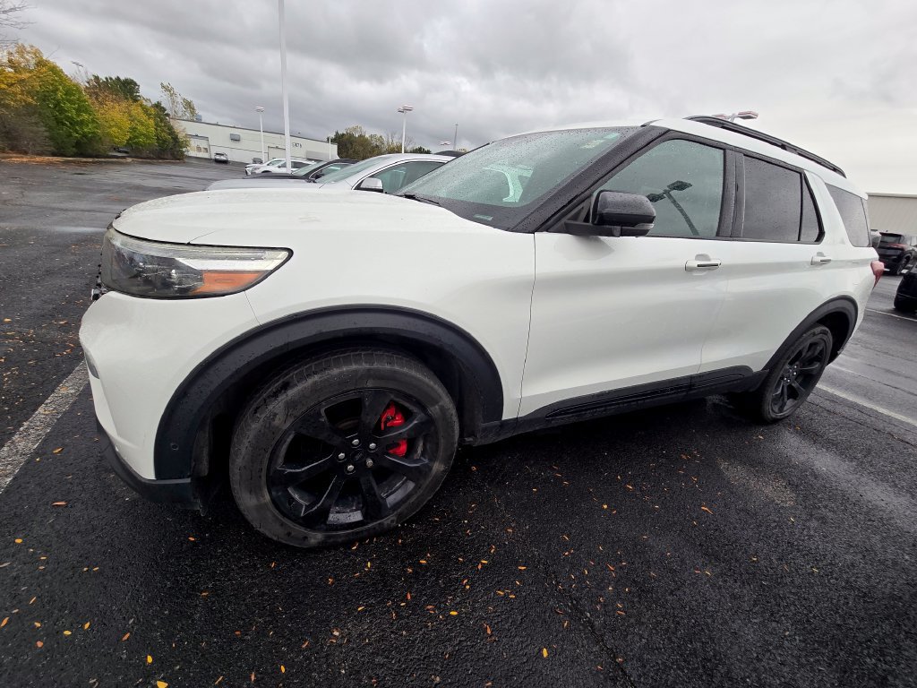 Used 2020 Ford Explorer ST w/ ST Street Pack AWD/4WD image 4