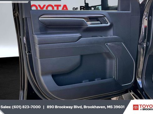 Used 2024 Chevrolet Silverado 3500 LT w/ All Star Edition image 17