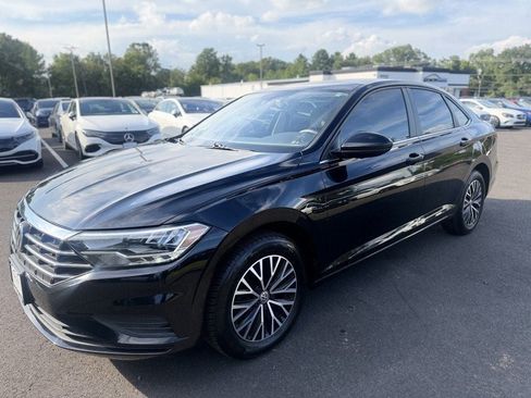 Used 2020 Volkswagen Jetta SE w/ SE Cold Weather Package FWD image 6