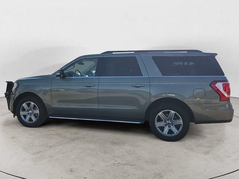 Used 2019 Ford Expedition Max XLT w/ Equipment Group 202A AWD/4WD image 8
