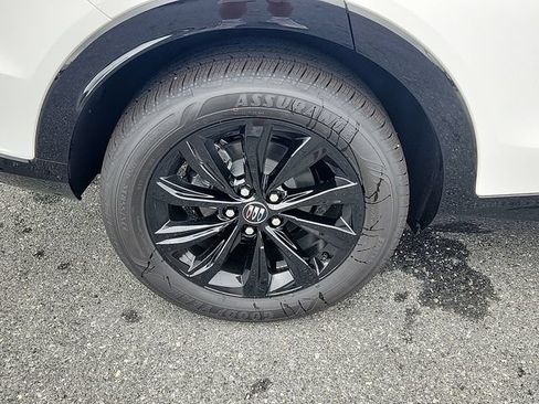 New 2026 Buick Envista Sport Touring w/ Convenience I Package FWD image 5