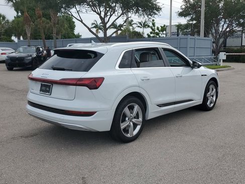 Used 2019 Audi e-tron Premium Plus AWD/4WD image 5