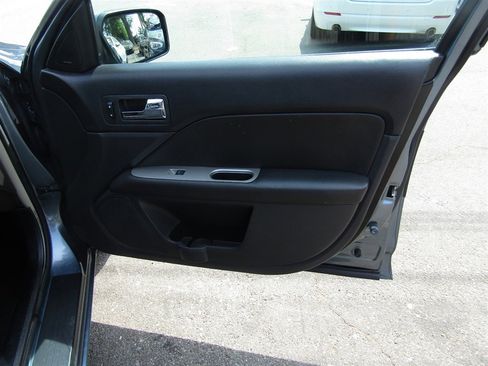 Used 2012 Ford Fusion SEL FWD image 19