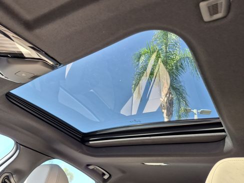 Certified 2025 BMW i4 eDrive40 RWD image 28