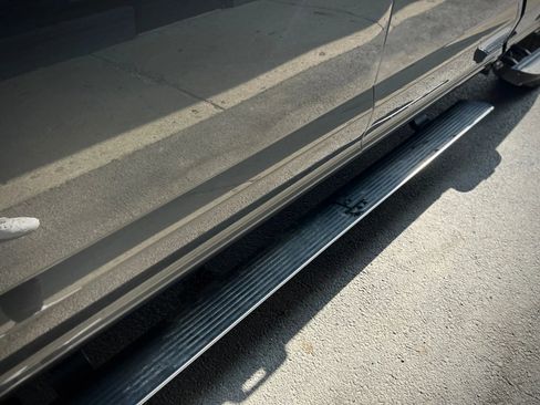 Used 2016 Ford F150 Platinum w/ Equipment Group 701A Luxury image 10