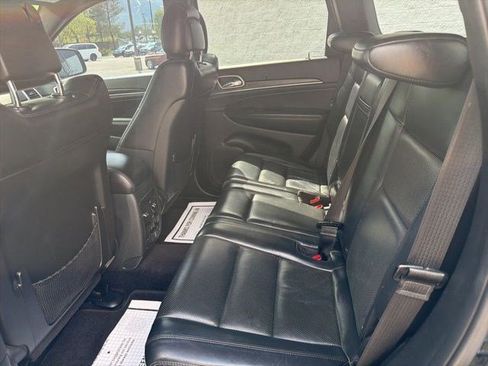 Used 2018 Jeep Grand Cherokee Limited w/ Luxury Group II AWD/4WD image 13