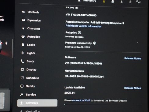 Used 2023 Tesla Model 3 Standard Range image 27