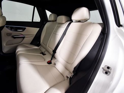 Certified 2025 Mercedes-Benz GLC 300 GLC 300 image 5