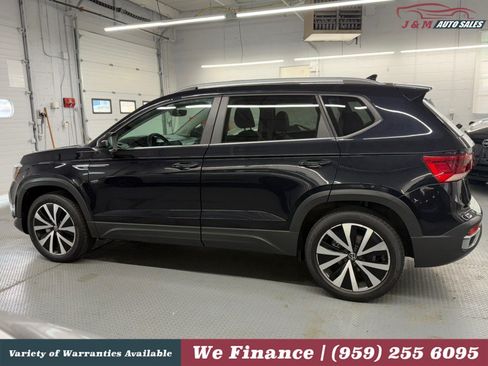Used 2022 Volkswagen Taos SE AWD/4WD image 12