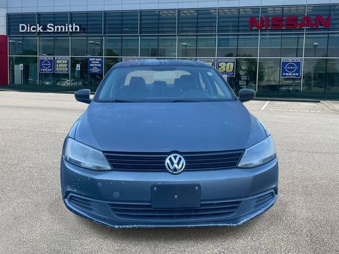 Used 2014 Volkswagen Jetta S image 2