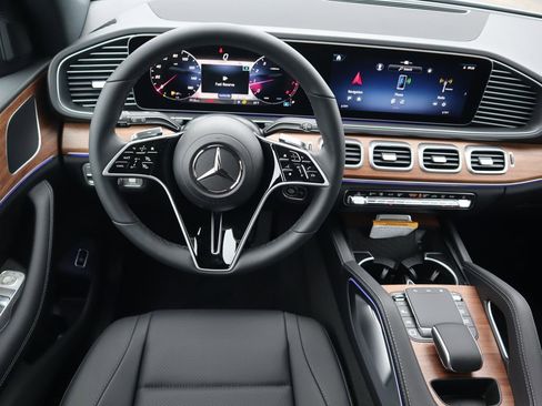 New 2025 Mercedes-Benz GLE 450 4MATIC image 11