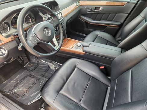 Used 2012 Mercedes-Benz E 350 4MATIC Sedan image 12