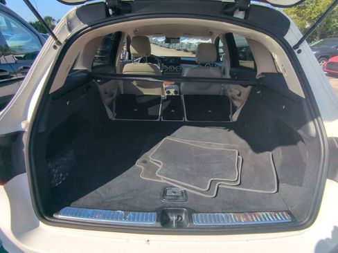 Certified 2022 Mercedes-Benz GLC 300 GLC 300 w/ Premium Package Lite image 24