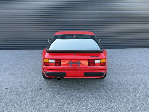 Used 1989 Porsche 944 Coupe image 10