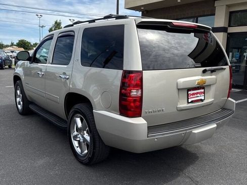 Used 2013 Chevrolet Tahoe LTZ AWD/4WD image 8