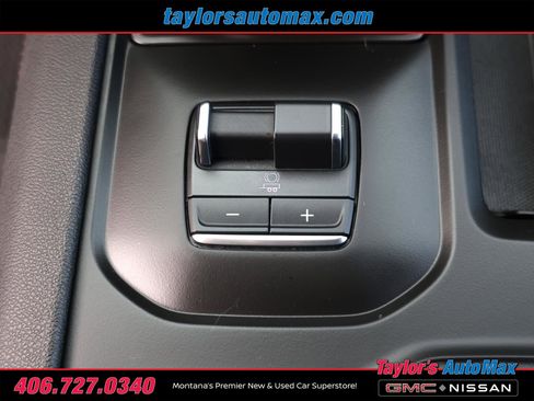 Used 2024 GMC Sierra 1500 AT4 w/ Technology Package image 29