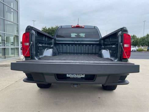 Used 2015 Chevrolet Colorado LT RWD image 13