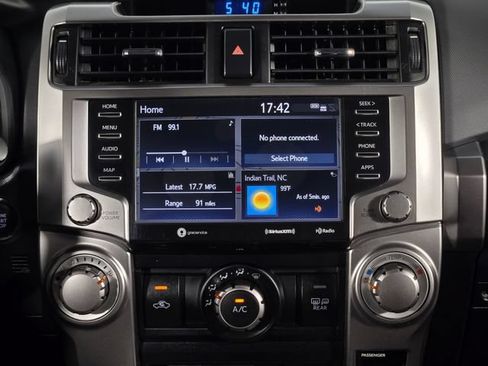Used 2021 Toyota 4Runner Trail Special Edition AWD/4WD image 22