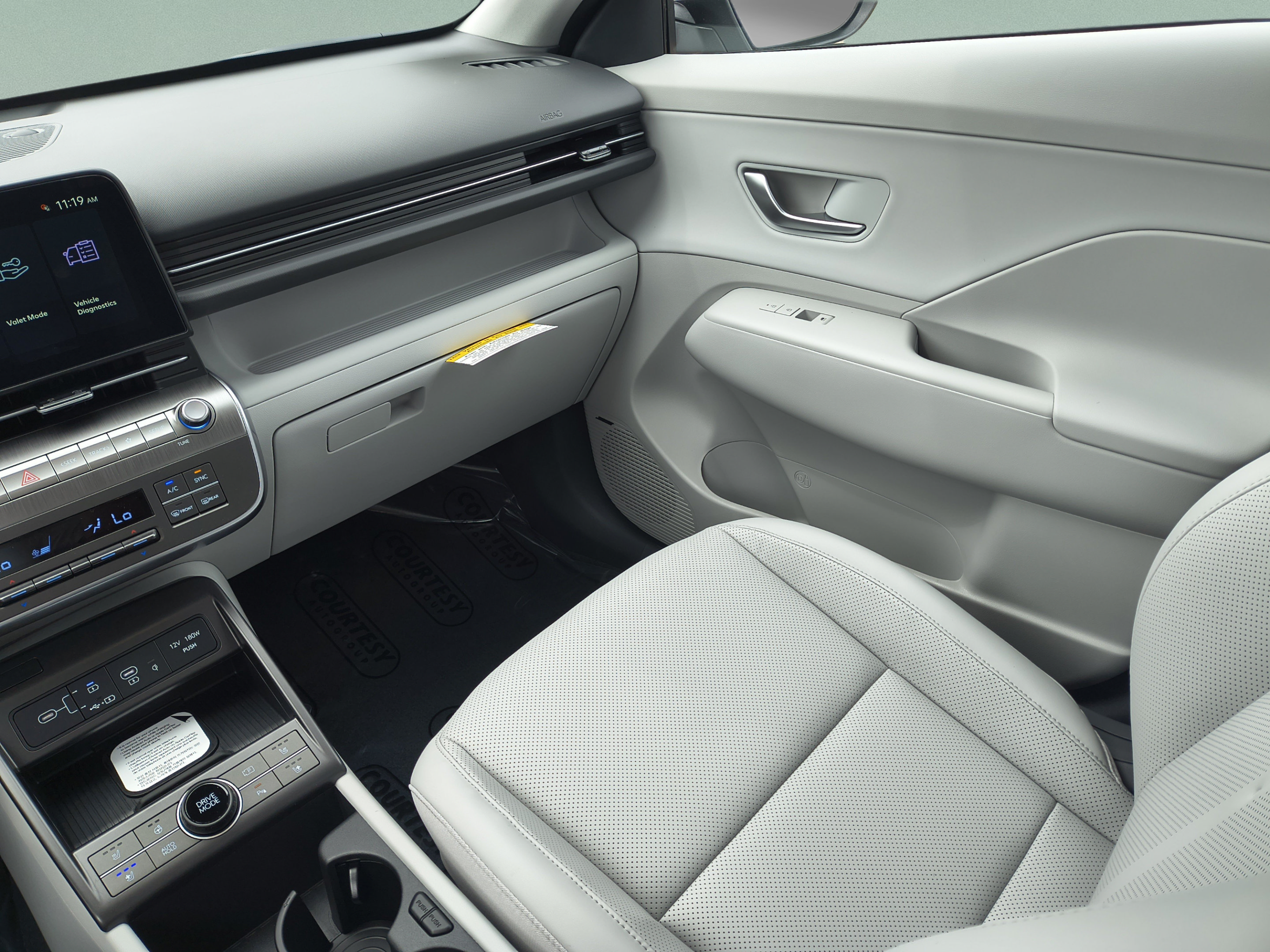 New 2027 Hyundai Kona Limited FWD image 16