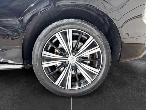 Used 2023 Volvo XC60 T8 Plus w/ Protection Package Premier AWD/4WD image 30