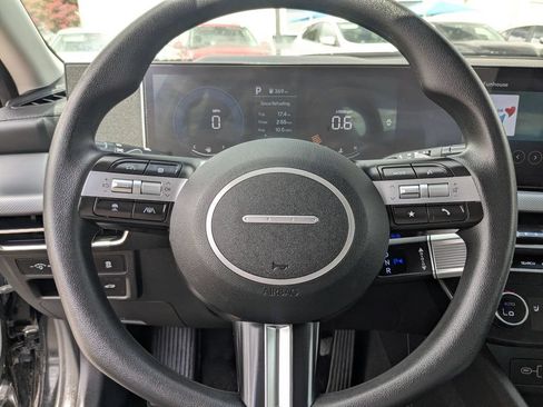 Used 2025 Hyundai Sonata SEL FWD image 16