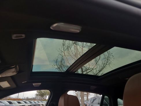 Used 2021 BMW X6 M50i w/ Executive Package image 22