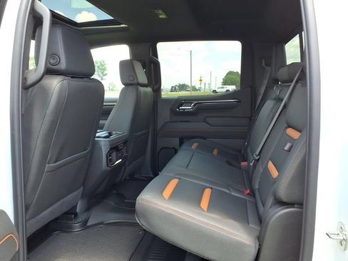 New 2026 GMC Sierra 1500 AT4 w/ AT4 Premium Package AWD/4WD image 15