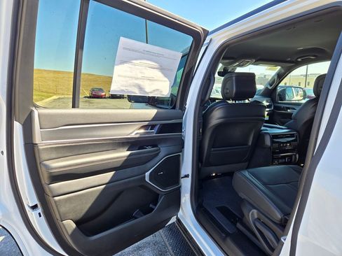 New 2026 Jeep Grand Wagoneer 4WD image 26
