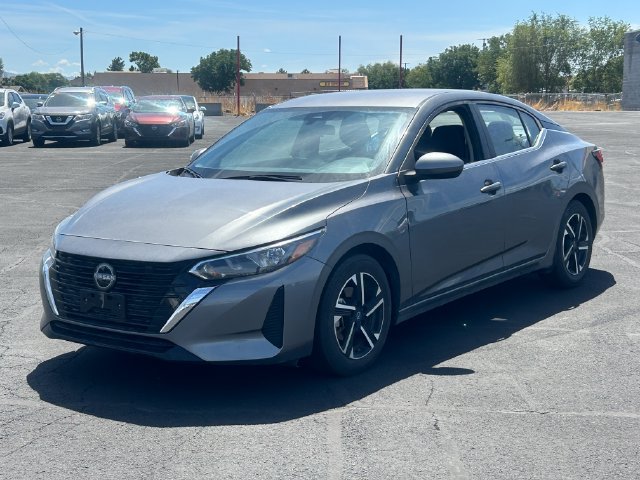 Used 2024 Nissan Sentra SV FWD image 9