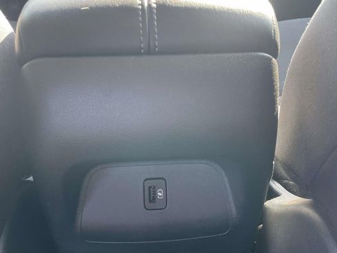 Used 2025 Nissan Sentra SV FWD image 14