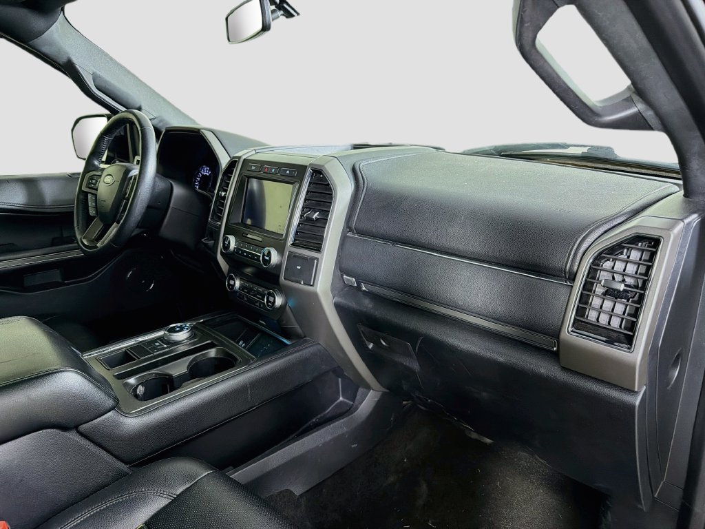 Used 2020 Ford Expedition Max XLT w/ Equipment Group 202A RWD image 33