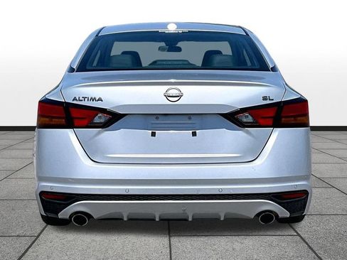 Used 2023 Nissan Altima 2.5 SL FWD image 4