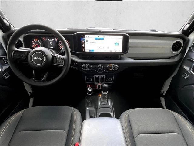 Used 2026 Jeep Wrangler Sport AWD/4WD image 15