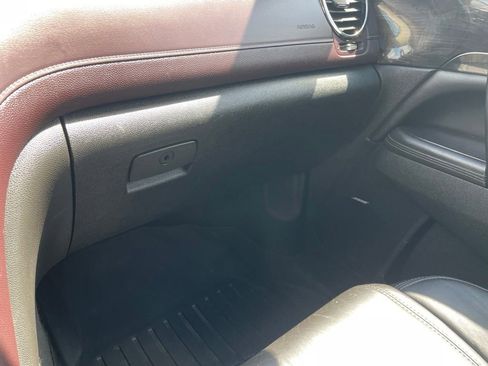 Used 2016 Buick Enclave Premium AWD/4WD image 31