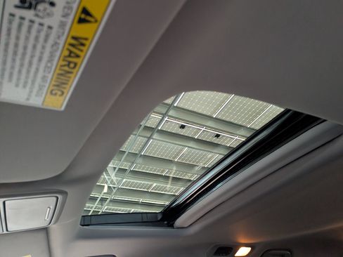 Used 2024 Honda Odyssey EX-L image 25