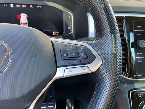 Certified 2022 Volkswagen Atlas SEL Premium image 19