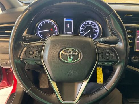 Used 2020 Toyota Camry SE FWD image 20