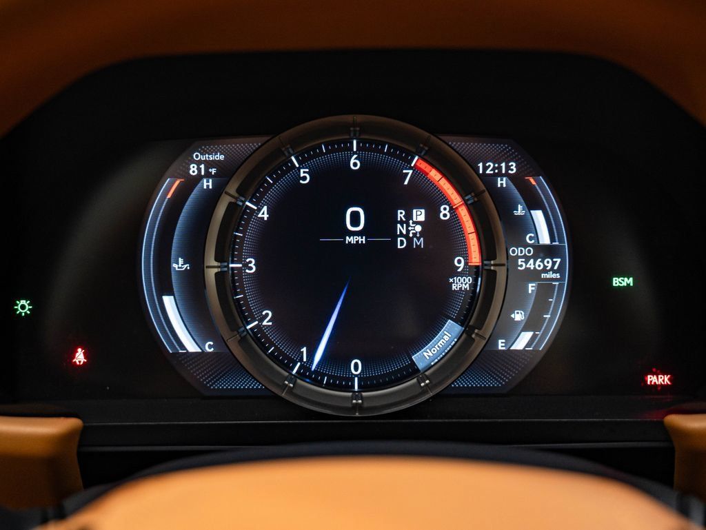 Used 2018 Lexus LC 500 Coupe w/ Touring Package RWD image 29