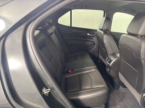 Used 2020 Chevrolet Equinox LT w/ Sport Edition image 19