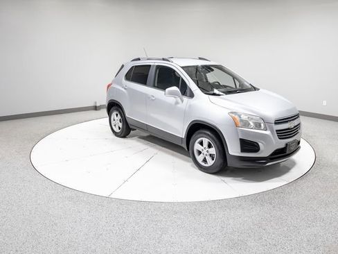 Used 2016 Chevrolet Trax LT image 26