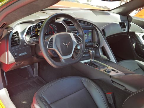Used 2019 Chevrolet Corvette Stingray Coupe w/ 3LT Preferred Equipment Group RWD image 4