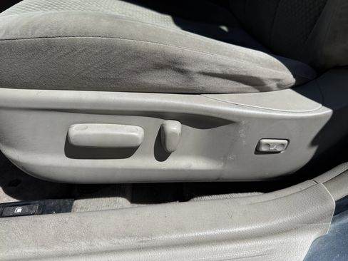 Used 2008 Toyota Camry LE FWD image 16