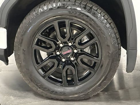 Used 2026 GMC Sierra 1500 Elevation w/ Preferred Package AWD/4WD image 18