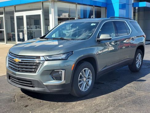 Used 2023 Chevrolet Traverse LT image 31