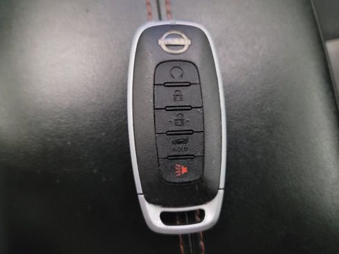 Used 2024 Nissan Sentra SR FWD image 32